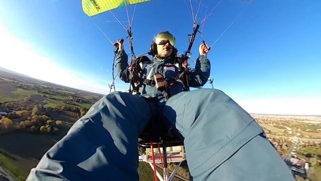 2volo vela flow rpm2 e passaggio su circuito Ferrari a Maranello
