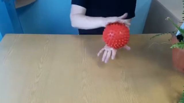 Игра с массажным мячиком Ежик 11 06 2020 Шнайдер В А иструктор методист по АФК п Мулымья смотреть онлайн