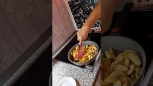 СЛАДКИЙ ПЛОВ С ЯБЛОКАМИ И ИЗЮМОМ