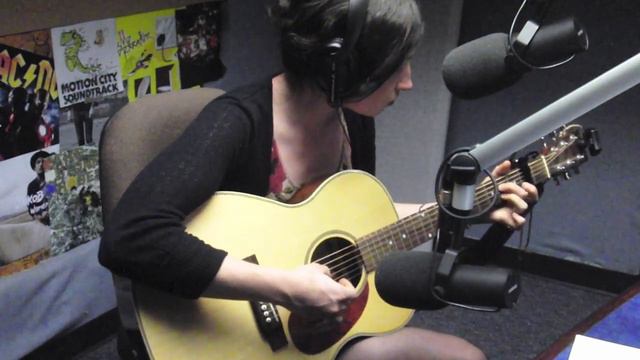 Alina Hardin - "Back Waters" смотреть онлайн