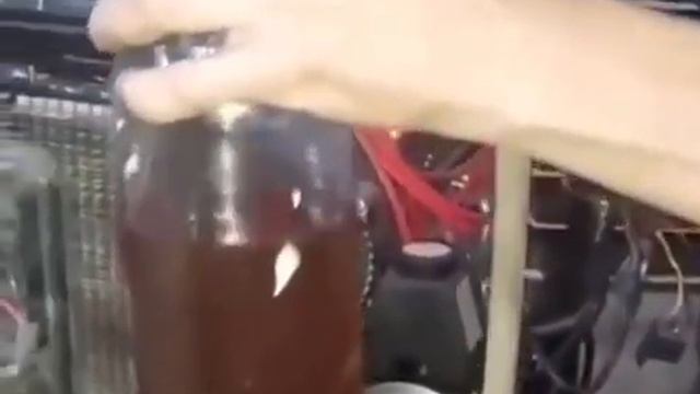 Наглядный расход бензина двигателя V8 объёмом 6,3 литра. смотреть онлайн