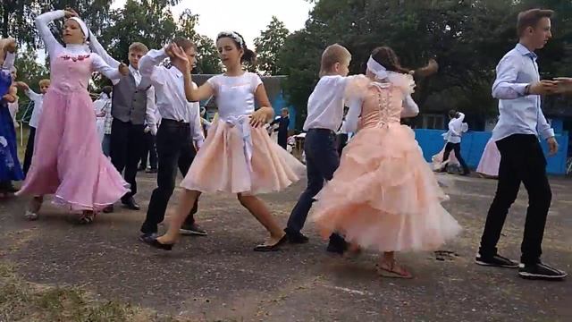 Московская кадриль смотреть онлайн