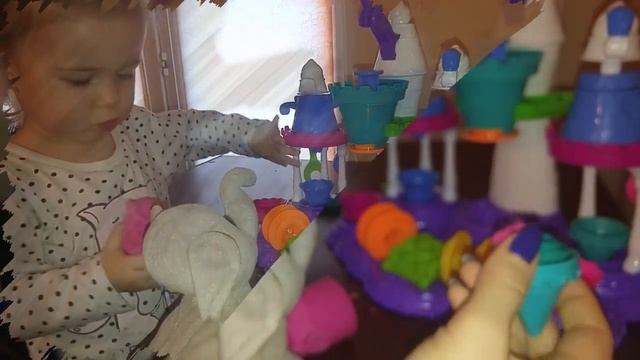 Делаем вкусняшки с Play Doh смотреть онлайн