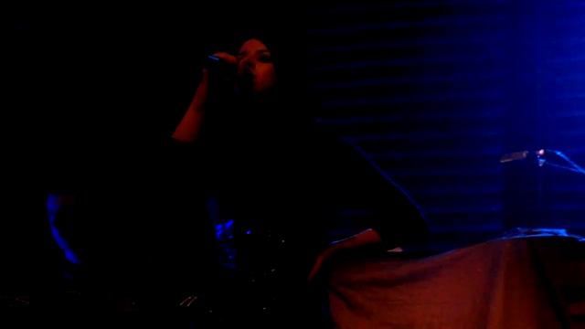 Clare Maguire - Ain't Nobody (Live at Manchester Academy) смотреть онлайн