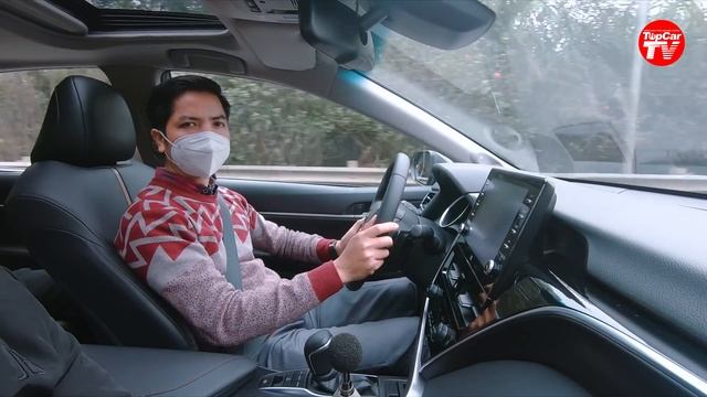 Đánh giá Toyota Camry 2.0Q 2022 - Doanh nhân trẻ dẫn vợ đi mua xe thì khó bỏ qua | TIPCAR TV смотреть онлайн