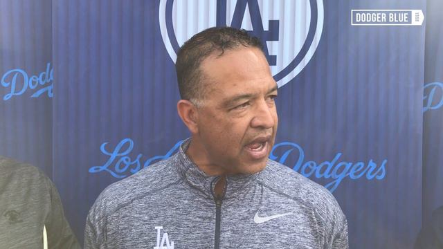 Dodgers FanFest: Dave Roberts addresses trading Matt Kemp & Yasiel Puig, being more consistent смотреть онлайн