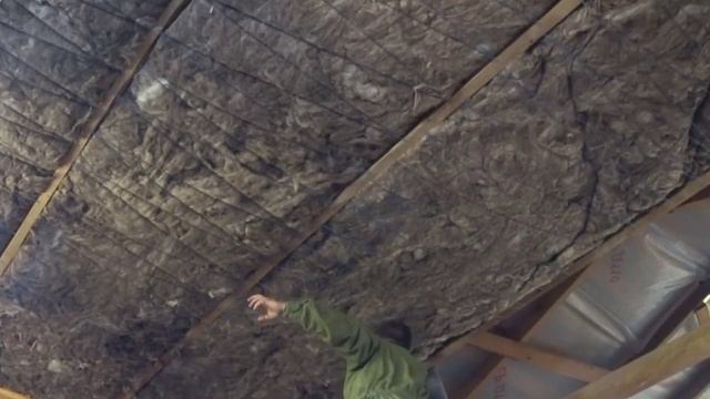 Утепление потолка мансарды ватой смотреть онлайн