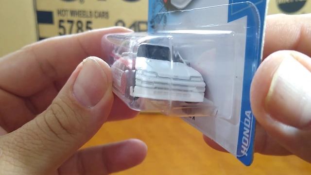 Hotwheels 88 Honda CR-X (MEU 8° SUPER T-HUNT) смотреть онлайн