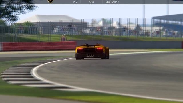 Lamborghini Aventador J vs Ferrari 488 Pista '19 at Silverstone смотреть онлайн