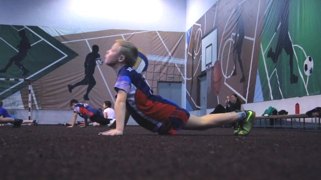 Тренер по растяжке. Хоккейный клуб Дмитров. смотреть онлайн