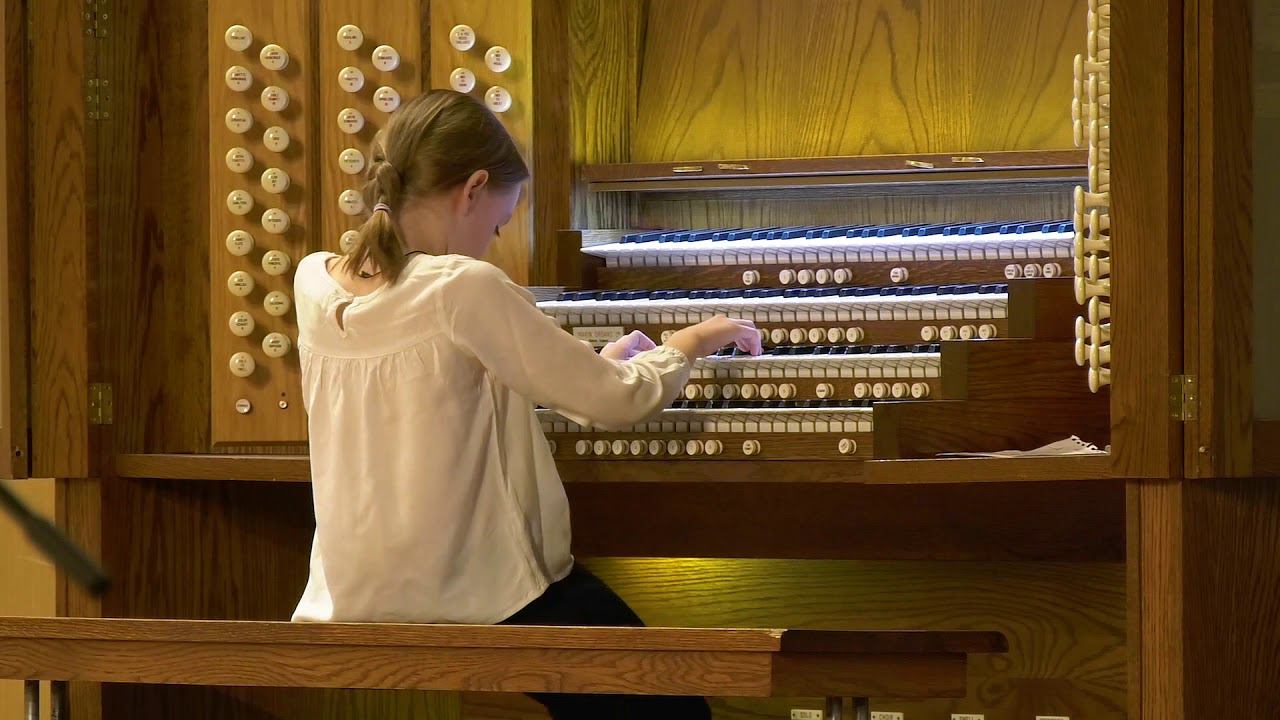 И.С.Бах Маленькая прелюдия и фуга смотреть онлайн