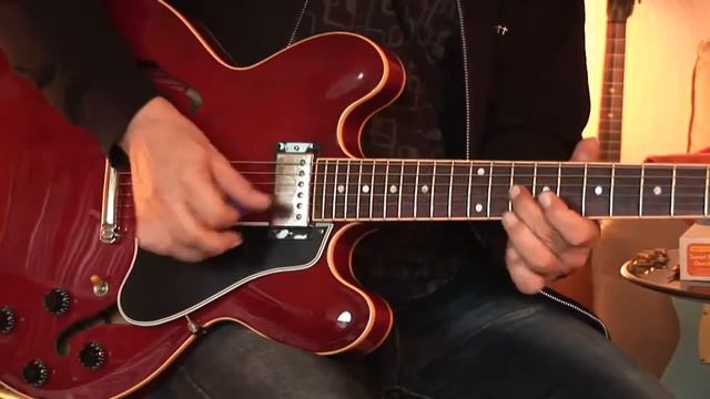 2007 Gibson ES-335 Dot Reissue "Fat Neck" New Video смотреть онлайн