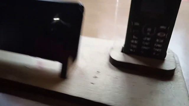 ПОДСТАВКА ПОД ТЕЛЕФОН ИЗ ФАНЕРЫ смотреть онлайн