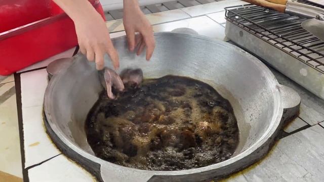 Почему в Узбекистане самая вкусная рыба? Жаренный сазан по особенному рецепту смотреть онлайн