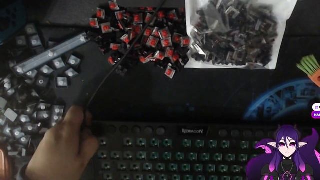 switching out my redragon horus tkl red switches for browns! | Timelapse смотреть онлайн