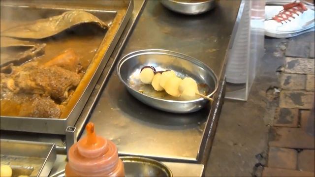 Hong Kong Street Food. Cooking Fish Balls. Mong Kok, Kowloon смотреть онлайн