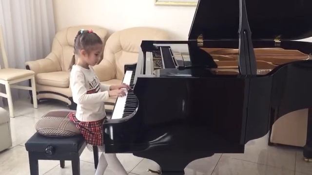 Горбунова Варвара, 5 лет, В Гиллок Французская кукла смотреть онлайн