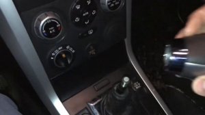 Как снять ручку мкпп Suzuki