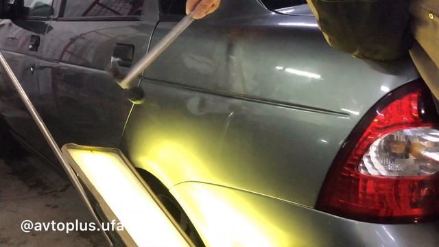 Lada Priora - ремонт вмятины без покраски по технологии PDR. смотреть онлайн