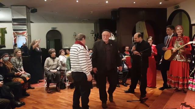 Татарский мир. Гаяр Искандар.Пожелания дальнейших творческих успехов коллективу "Лк терма" смотреть онлайн