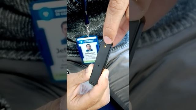 Uso del Botón (Mini-cámara Espía) смотреть онлайн