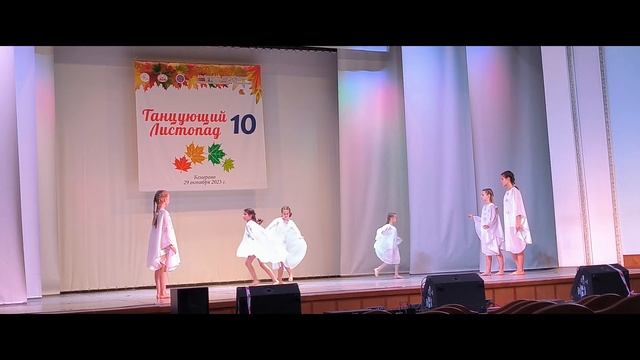 Танцевальный коллектив Children-Art - стилизация классического танца "Первый снег" смотреть онлайн