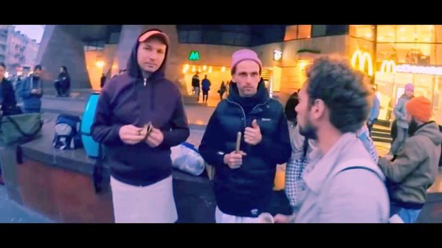 Harinama waiting \ Нарасимха пранама \ в очікуванні Харінами смотреть онлайн