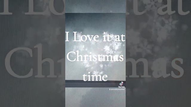 I Love it at Christmas Time смотреть онлайн