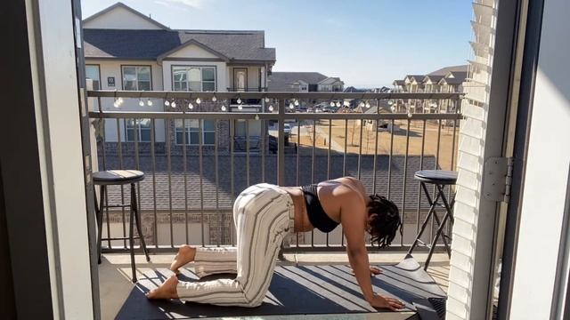 20 Min ZEN with Saphira | I Am | Stretching, Breathing, Dance, Affirmations смотреть онлайн