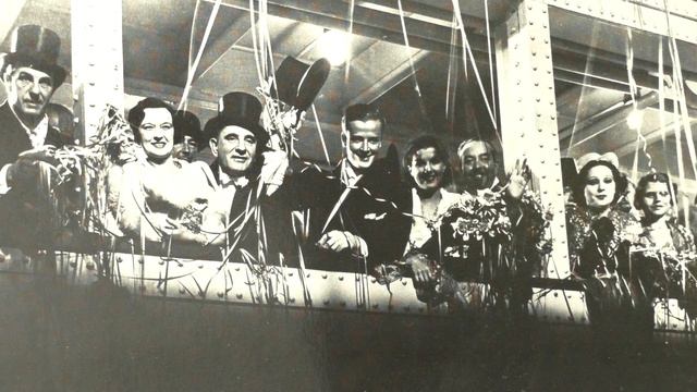Old Piano roll: Pennies from Heaven. (1936). смотреть онлайн