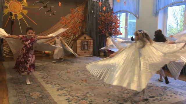 "Улетают журавли" муз. Евтодьевой А. смотреть онлайн