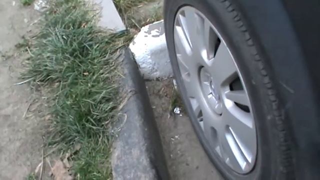 24.11.2012г. ДОМ 9А. УБОРКА ПРИДОМОВОЙ ТЕРРИТОРИИ. ДВОРНИК - АУ! смотреть онлайн