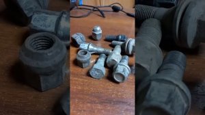 восстановление резьбы колёсных  гаек, болтов