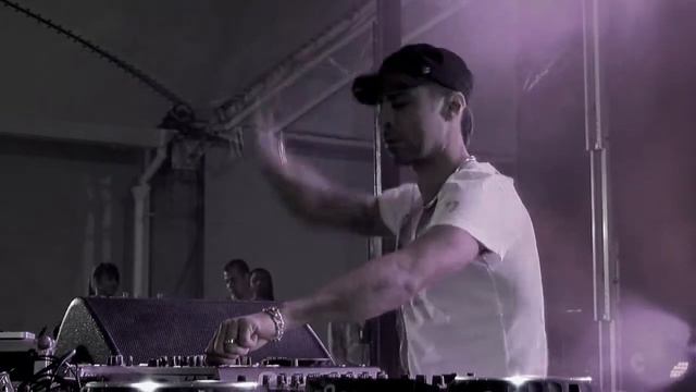 DIEGO MIRANDA - FESTIVAL DO ESTUDANTE'011 (AFTER PARTY MOVIE) PART 2/2 смотреть онлайн