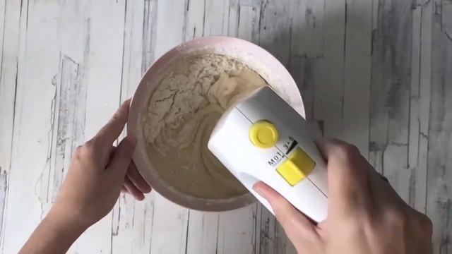 КАК ПРИГОТОВИТЬ СЛАДКИЙ ПИРОГ НА КЕФИРЕ В ДУХОВКЕ НА СКОРУЮ РУКУ? смотреть онлайн