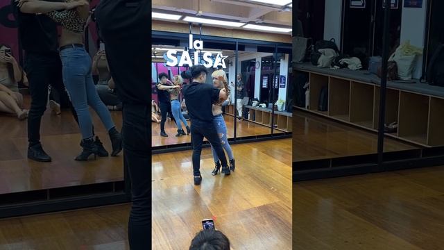 10-25-23 bachata level 2 смотреть онлайн