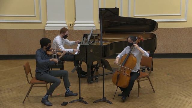 Haydn Piano Trio in C major Hob. XV: 27 | Trio Gaia смотреть онлайн
