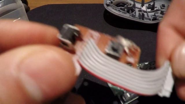 How to Open and Repair a Logitech Wireless Mouse M185 and M215 (Click Issue) смотреть онлайн