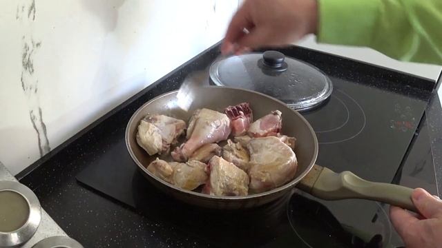 Вкусная курица в духовке и мультиварке