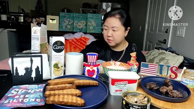 МУКБАНГ Шпроты с Черным ХЛЕБУШКОМ натёртым чесноком! Шашлык, ХЛОПЬЯ с Йогуртом, ТУРЕЦКАЯ Брынза! смотреть онлайн