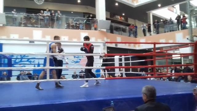 Лига бокса Урала и сибири 9 турнир смотреть онлайн