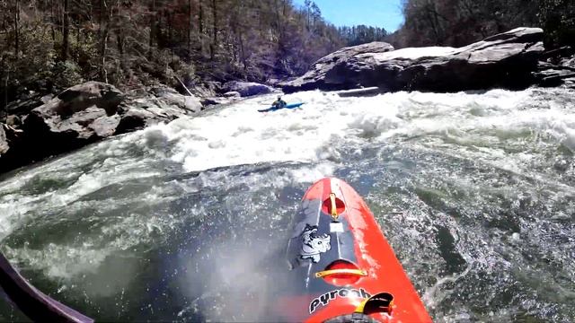 Chattooga River Kayaking: Section 4 @ 2.2ft, Pyranha Scorch Medium смотреть онлайн