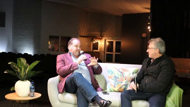 Halftyd 22 Julie смотреть онлайн