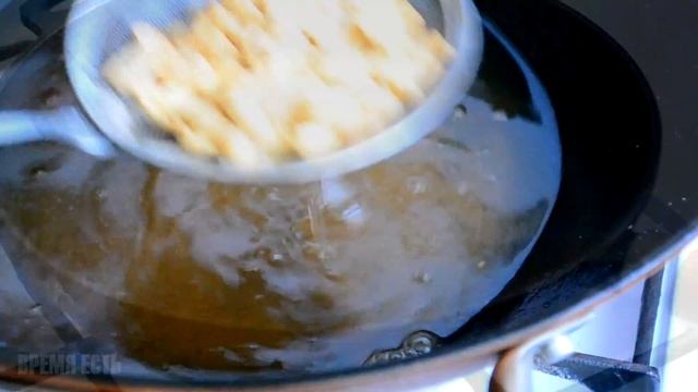 Хрустящие Крылышки по-корейски на сковороде в кисло-сладком соусе смотреть онлайн