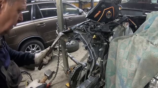 Реставрация Mercedes GLC 300 Body rebuilding смотреть онлайн