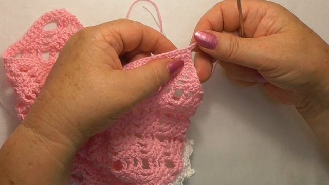 Научу вязать крючком. Урок 17. Ажурный чепчик для девочки смотреть онлайн