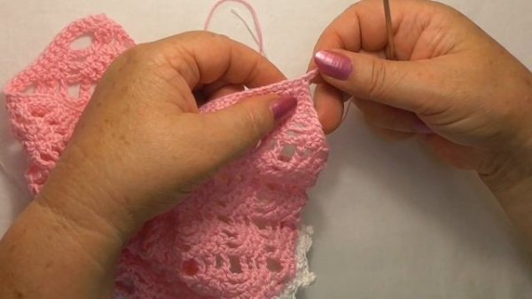 Научу вязать крючком. Урок 17. Ажурный чепчик для девочки