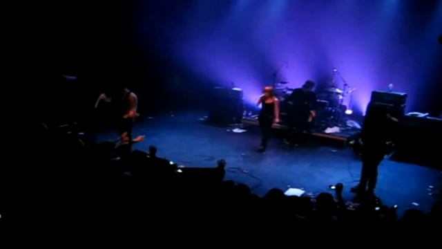 PARAMORE - CLUB SODA - MONTREAL - 16-12-2007 смотреть онлайн