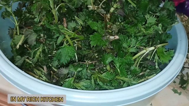 Եղինջով ապուր։հրաշք բույս ,որը  կիրառվում է և՛ բժկության մեջ և ճաշացանկում։