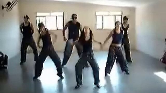 Street Dance-chris Brown